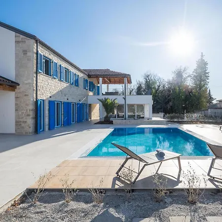 Casa de Férias Stunning In Rapavel With Sauna