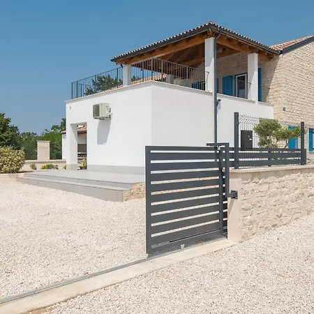 Prázdninový dům Blue Moon *