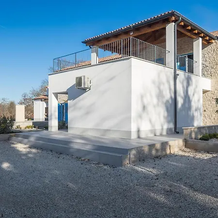 Stunning In Rapavel With Sauna Holiday home Stuti