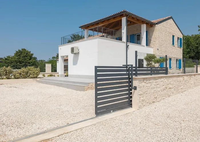 Vikendica Blue Moon *